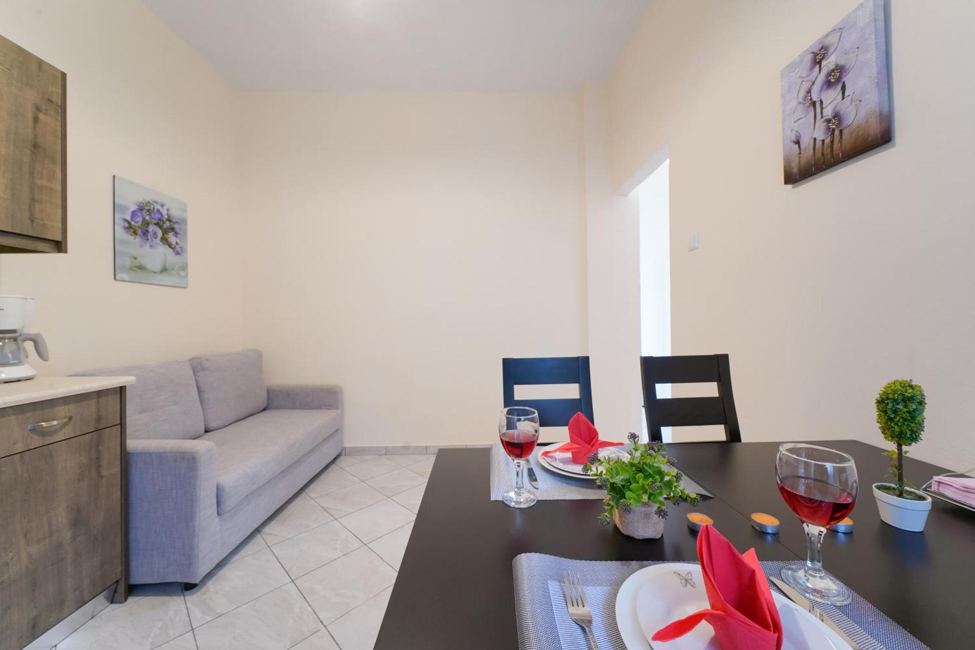 Maria Dina Apartments 1 Potos Dış mekan fotoğraf
