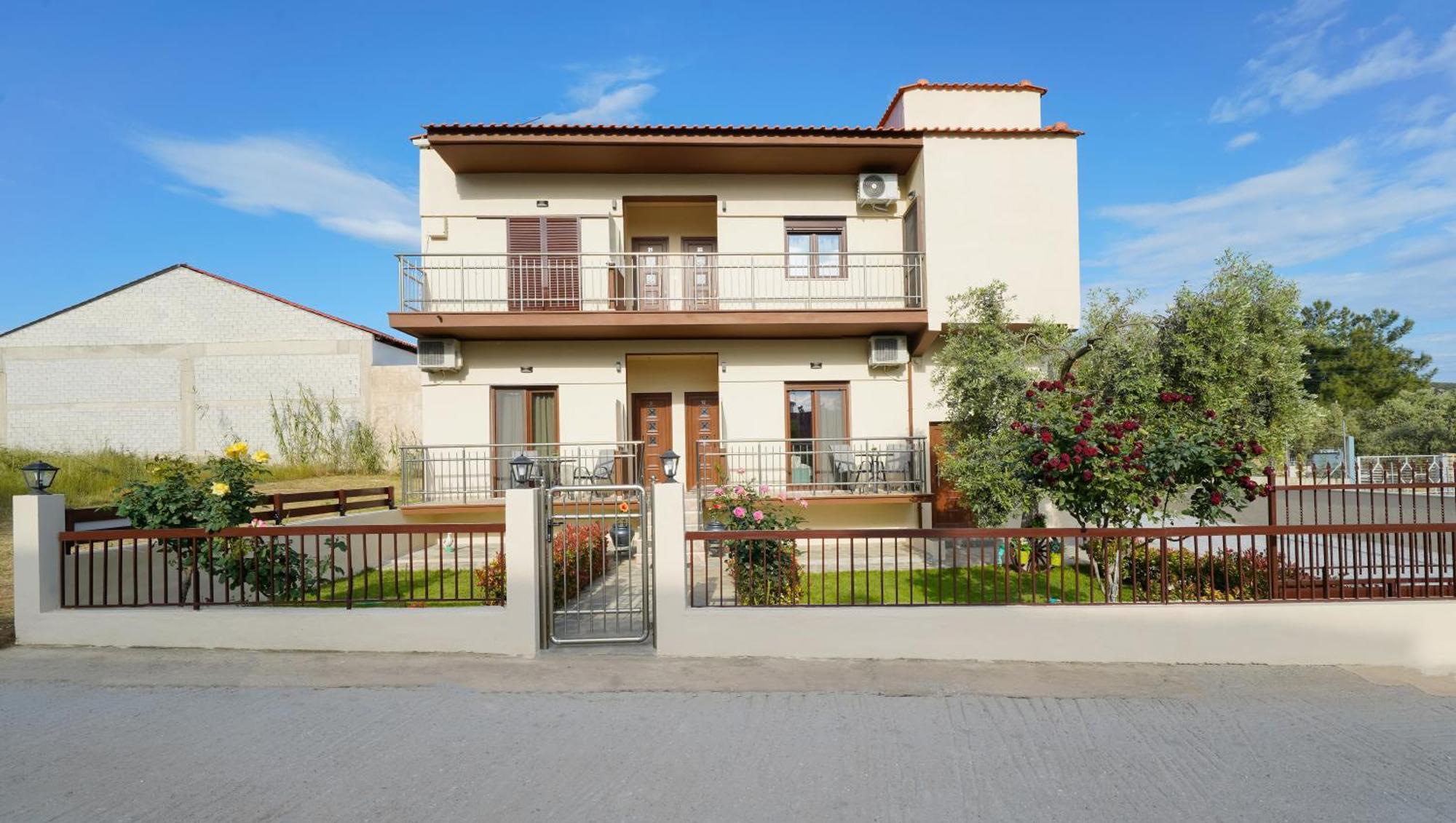 Maria Dina Apartments 1 Potos Dış mekan fotoğraf